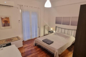 Efi's cozy and bright one-bedroom apartment